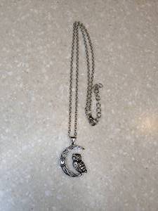 lot 415 image: New Owl And Moon Pendant Necklace Antique Silvery Plated P