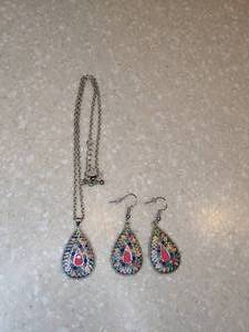 lot 421 image: New Boho Tribal Necklace And Pierced Earrings Blue Enamel Acrylic Accents P