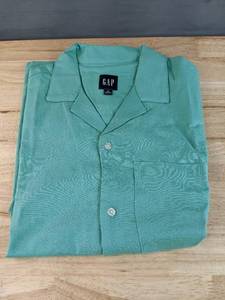 lot 346 image: Brand New GAP Mens Short Sleeve Shirt Green Size Medium N