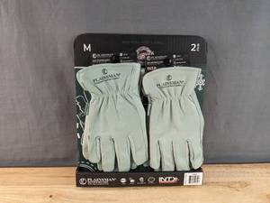 lot 52 image: Brand New Plainsman Cold Weather Gloves Fleece Lining Premium Cowhide Leather, Size Medium, 2 Pairs N