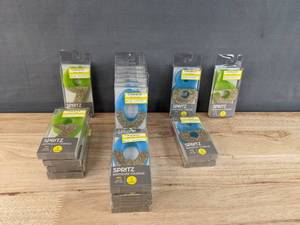 lot 174 image: Brand New 19 Spritz Birthday Candles in Various Numbers N