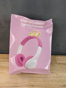 lot 66G image: Brand New Kids Wireless Headphones Princess Tiara Pink USB Charging Cable N
