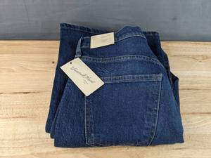 lot 84G image: Brand New Universal Thread Goods High Rise Flare Womens Jeans Size 10 Long N