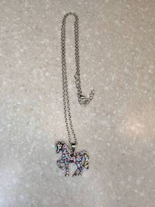 lot 452 image: New Sparkling Rhinestone Horse Necklace Silvery P