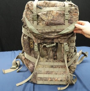 lot 8 image: EBERLESTOCK BLUE WIDOW BACKPACK