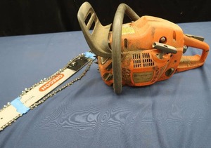 lot 20 image: HUSQVARNA 460 RANCHER (FOR PARTS)