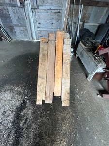 lot 11 image: 14 short 2x6s 310to 42