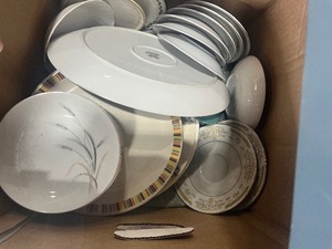 lot 82 image: Box of Dishes