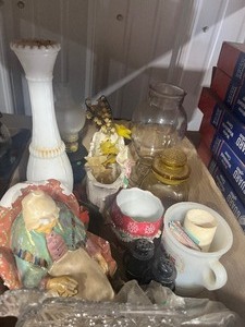 lot 56 image: Box of Glass ware