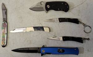lot 34 image: More Knives from an Estate - POW MIA - You are not Forgotten, Roy Rogers Trigger & More (View Photos  List)