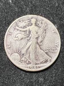 lot 12 image: 1941 US WALKING LIBERTY HALF DOLLAR