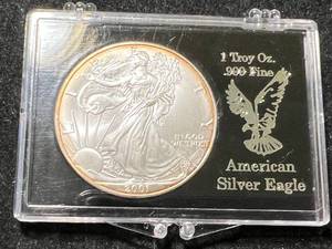 lot 94 image: 2001 AMERICAN SILVER EAGLE 1 TROY OZ .999 FINE SILVER IN CASE
