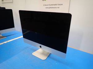 Apple&nbsp;iMac13,1 A1418 MD094LL/A AIO PC //&nbsp;INTEL(R) CORE(TM) I5-3470S CPU @ 2.90GHZ // 8GB DDR3 RAM // 1TB HD // Includes IOS and Power cable // Chip on screen