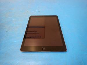 lot 17 image: Apple&nbspiPad Air 1st Gen A1474  16GB of storage  WIFI Only  Includes Charging Cable