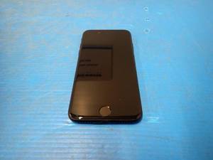 lot 24 image: Apple&nbspiPhone 7 A1660  32GB of storage  Cellular Carrier Unlocked  Includes Charging Cable 