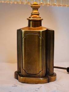 lot 47 image: Petite Art Deco Brass Table Lamp