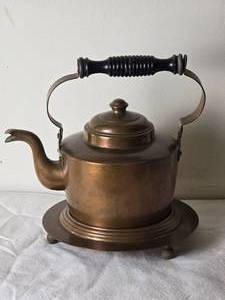lot 139 image: Antique Copper Kettle Teapot