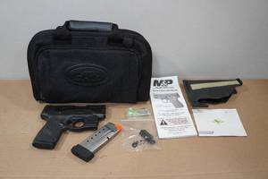 lot 24 image: Smith & Wesson M&P 45 Shield .45 ACP Semi-Auto Pistol - Viridian Laser
