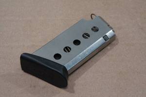 lot 49 image: Magazine for Boberg XR45 Pistol