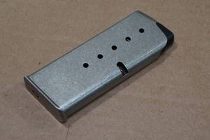lot 65 image: Kahr 6 Round Magazine for PM9 9mm Pistol