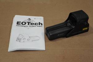 lot 73 image: EOTECH 512 Holographic Weapon Sight