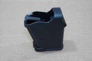 lot 90 image: Maglula UpLULA Speedloader for 9mm-.45 ACP Magazines