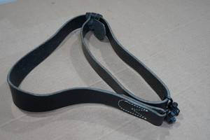 lot 94 image: Montana Leather Gun Sling - Black
