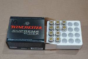 lot 141 image: 10 Winchester Supreme Elite .45 Auto 230 Gr Bonded JHP Ammo