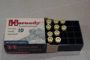 lot 200 image: 10 Hornady Custom 10mm Auto 180 Gr XTP Ammo