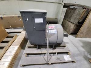 lot 7 image: LIMA MAC Synchronous Generator