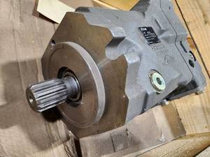 lot 8 image: Eaton HM165 Hydraulic Motor