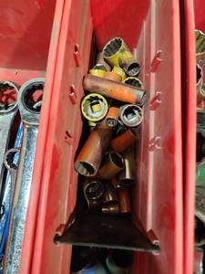 lot 49 image: Craftsmen AmericanMetric Socket Set with Organizer Bin