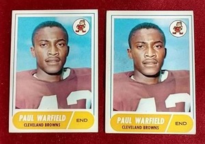 lot 76 image: (2) 1968 Topps Paul Warfield Cards
