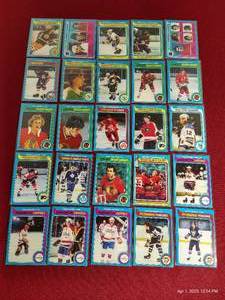 lot 113 image: (25) 1979-80 Topps Hockey Cards - Includes HOFers