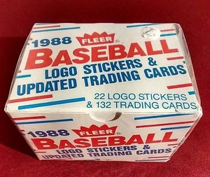 lot 144 image: Sealed 1988 Fleer Update Baseball Card Set