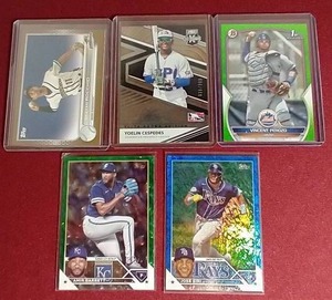 lot 154 image: (5) Numbered Baseball Cards
