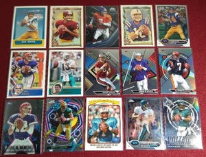lot 174 image: (15) Quarterback Cards - Retired Players & Legends