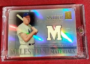 lot 203 image: 2002 Topps Tribute Duke Snider Game-Used Jersey Card