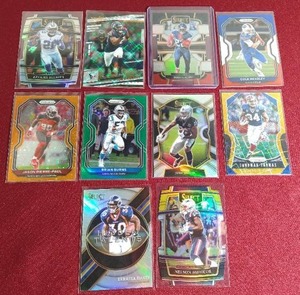 lot 213 image: (10) Football Prizm Cards - Some Big Names