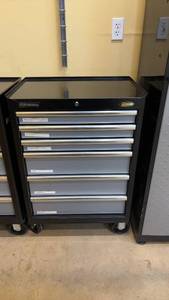 lot 58 image: Performax 39 Rolling Tool Cabinet with 6 Drawers
