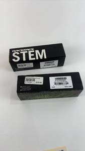 lot 230 image: Set of 2 RaceFace Turbine 35 Stems - 90mm, Black