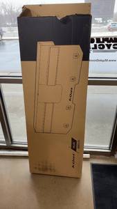 lot 282 image: Kuat HUK Midsize Tailgate Pad