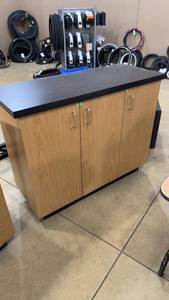 lot 290 image: Freestanding Cabinet with Black Counter Top