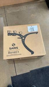 lot 300 image: Saris Bones 3-Bike Rack New in Box