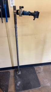 lot 804 image: Park Tool Bicycle Repair Stand with Heavy Metal Base