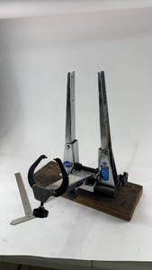 lot 819 image: Park Tool TS-2 Professional Wheel Truing Stand with Bike Hand YC-512W-CG