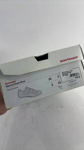lot 375 image: Bontrager Starvos Road Cycling Shoes Size 39 Black