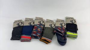 lot 389 image: Set of 6 Pearl Izumi Cycling Socks - Unisex SmallMedium