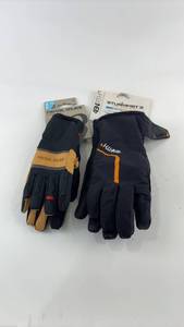 lot 430 image: Set of 2 Cycling Gloves by Pearl Izumi and 45NRTH