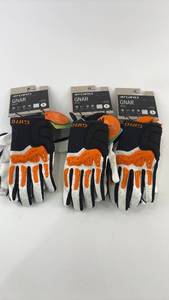 lot 435 image: Set of 3 Giro GNAR Adult Cycling Gloves - OrangeLight Sharkskin, Size L